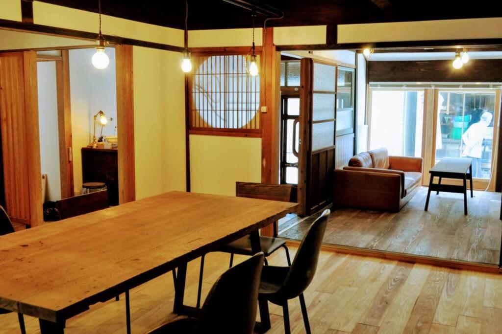 呼子の港路地の古民家一棟貸切宿梵soyogi Карацу Экстерьер фото